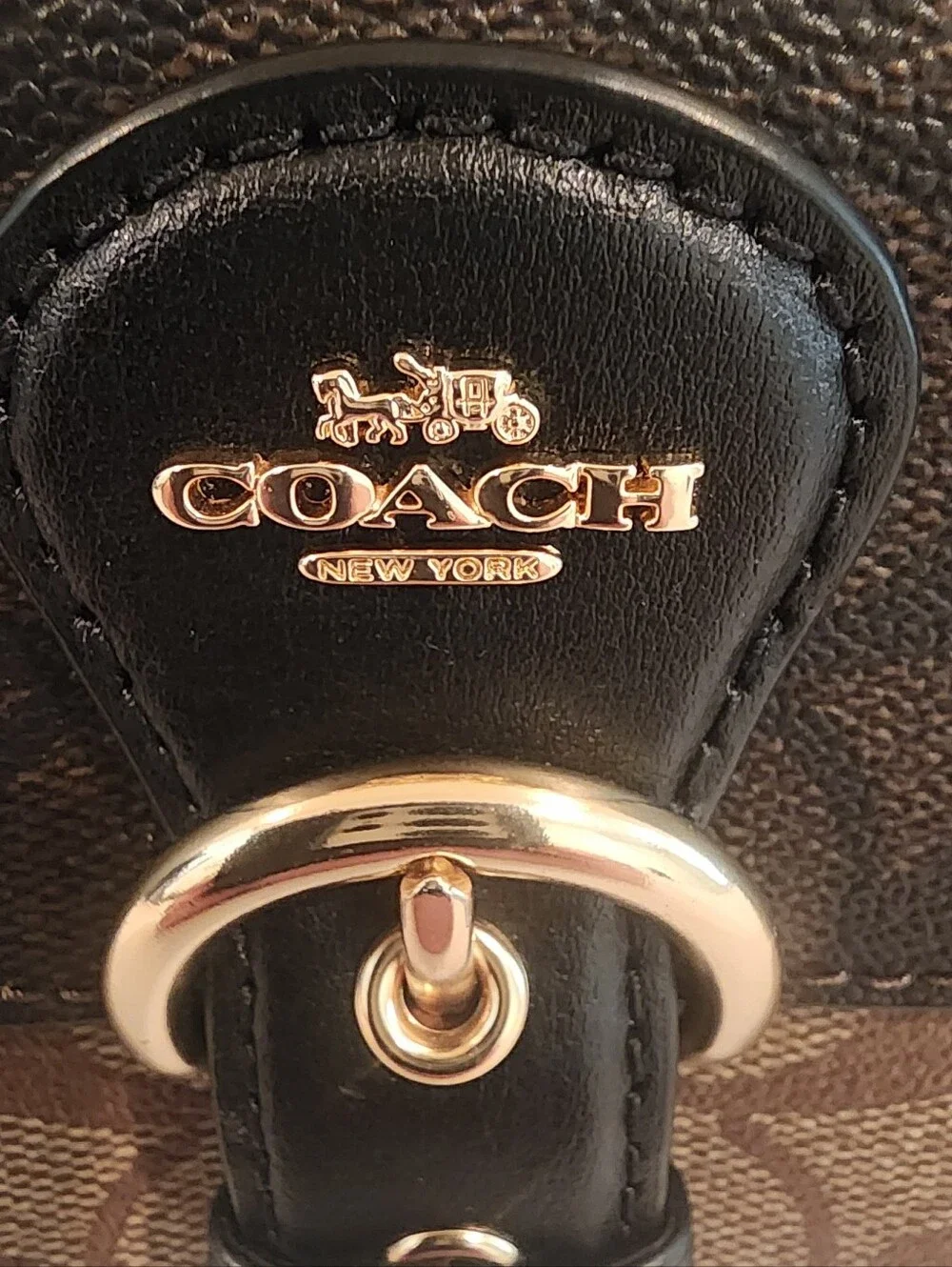 Coach C6897 Kleo Wallet Blocked Signature Canvas Khaki Brown Multi      Like New